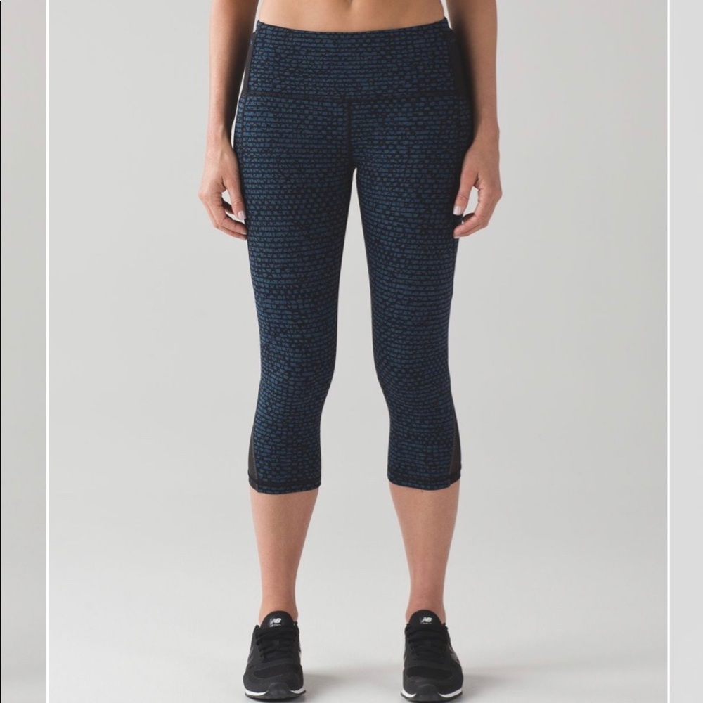 Lululemon Free Runner crop (“19)